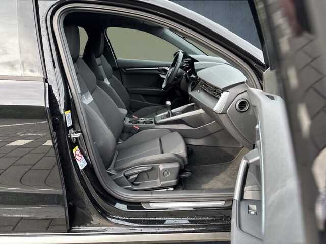 Audi A3 30 TFSI S-Line Sedan