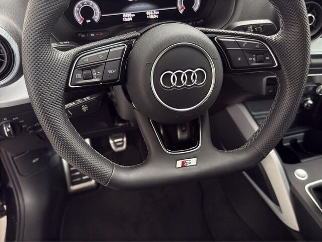 Audi Q2 30 TFSI S-Line