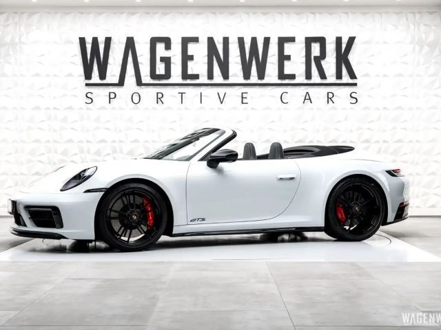 Porsche 992 Cabrio Carrera GTS