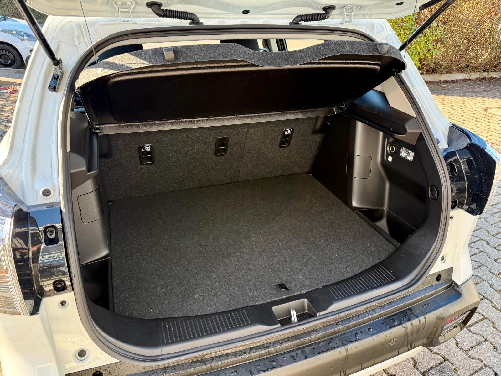 Suzuki SX4 S-Cross Boosterjet Hybrid