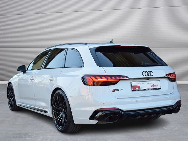 Audi RS4 Avant Quattro