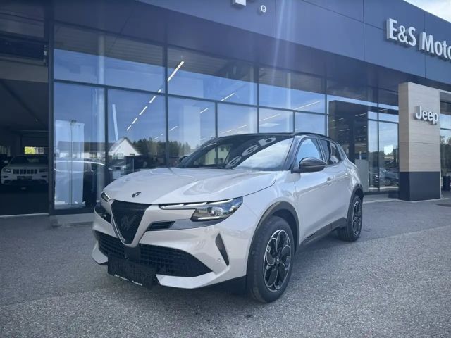 Alfa Romeo Junior Ibrida