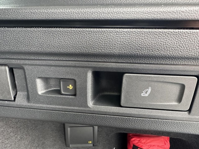 Volkswagen Passat 1.5 eTSI Business DSG