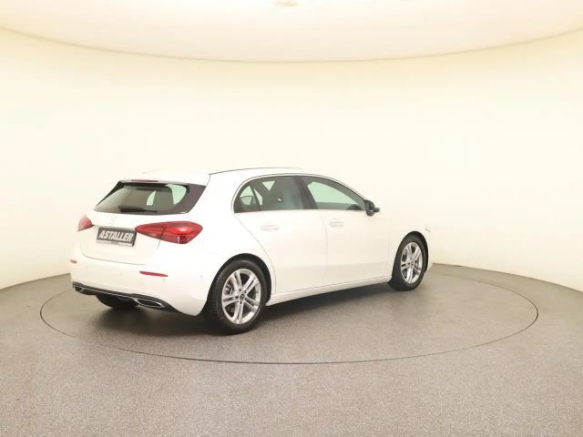 Mercedes-Benz A 220 4MATIC Progressive