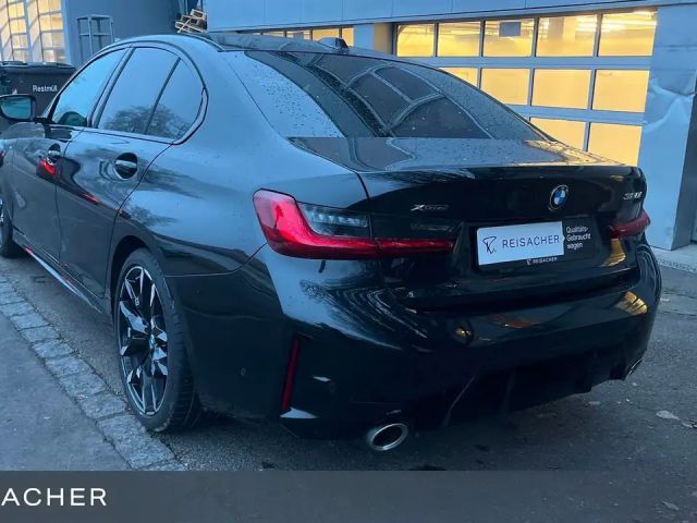 BMW 320 320i M-Sport Sedan xDrive