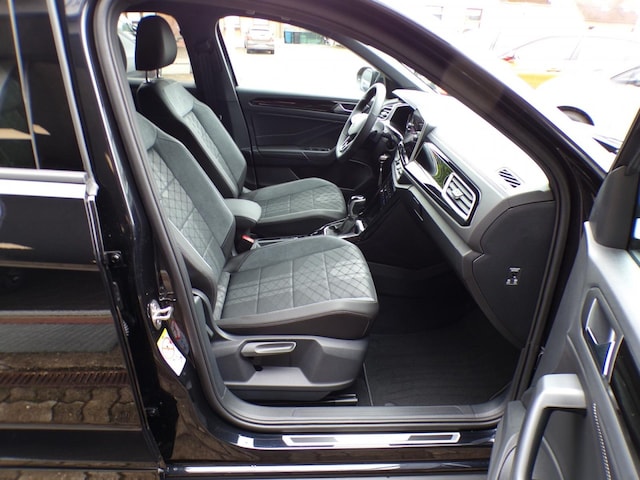 Volkswagen T-Roc 1.5 TSI DSG R-Line