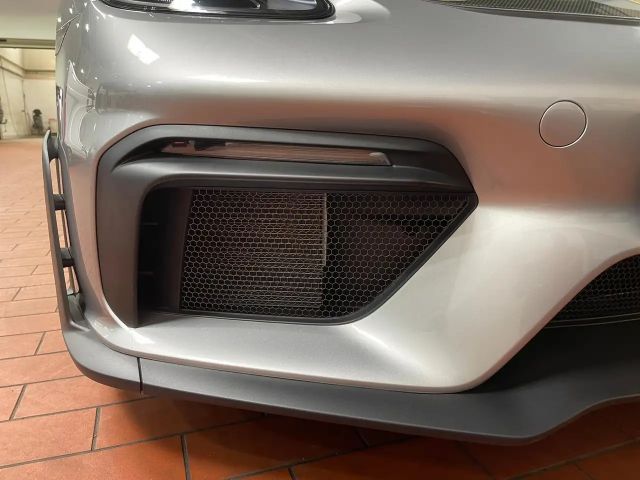 Porsche Cayman 718 RS