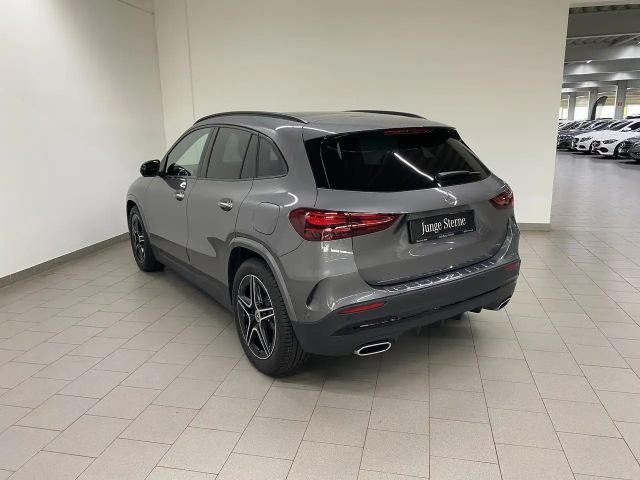 Mercedes-Benz GLA 250 AMG Line