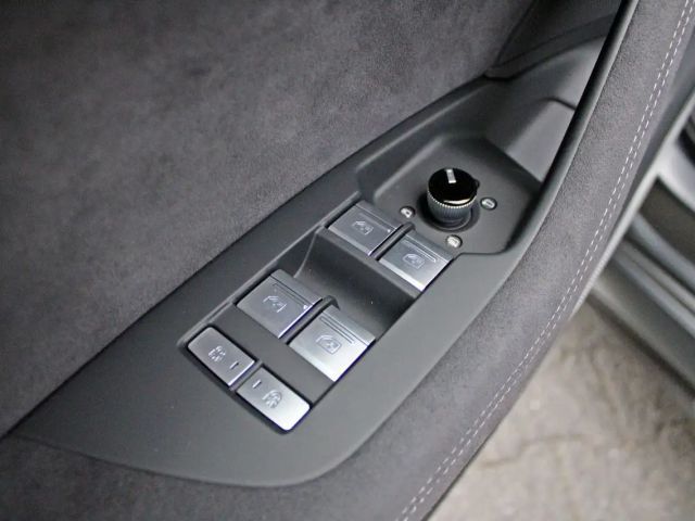 Audi RS6 PERF MATTEFFEKT B&O ADV. KERAMIK CARBON 305