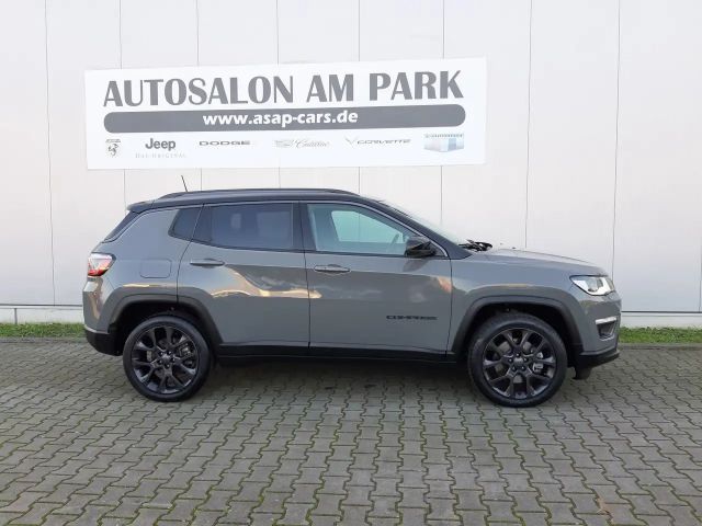 Jeep Compass PHEV S mit Park-Paket/Shzg.