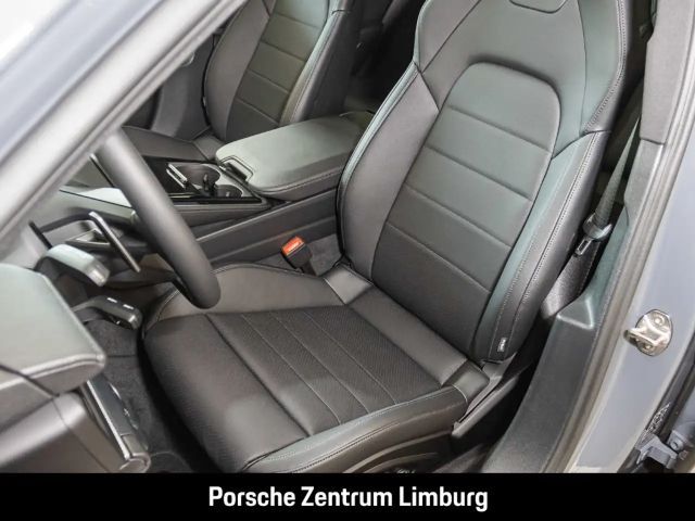 Porsche Panamera 4 E-Hybrid