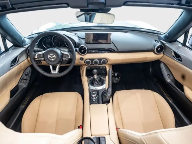 Mazda MX-5 SkyActiv