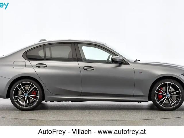 BMW 330 330e Sedan xDrive