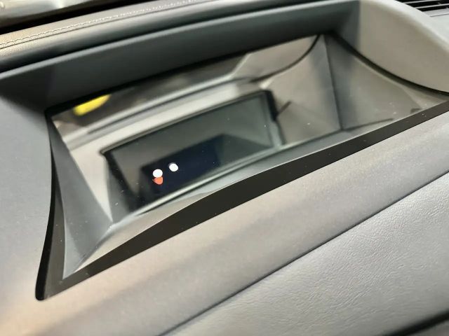 Mercedes-Benz C 200 Sedan