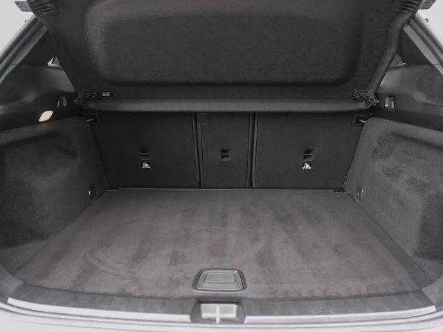 Mercedes-Benz GLA 250 4MATIC AMG Line