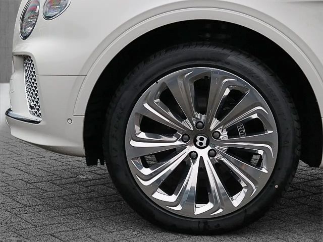 Bentley Bentayga V8