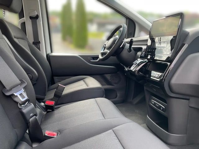 Hyundai Staria Trend