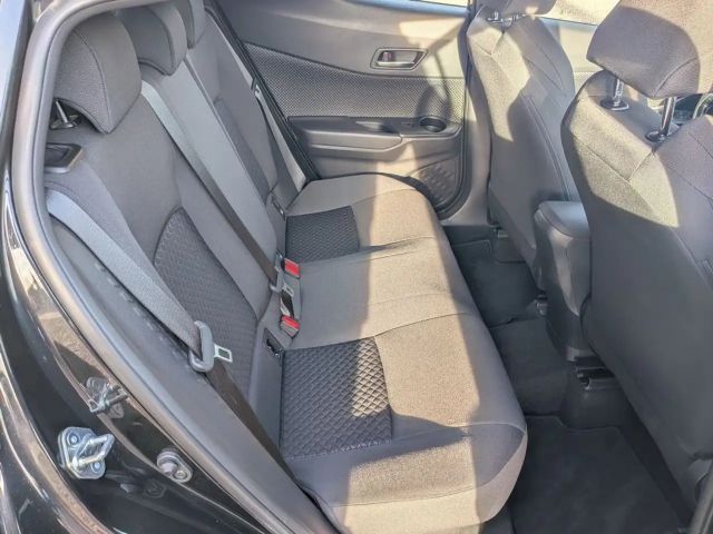 Toyota C-HR Business Hybride