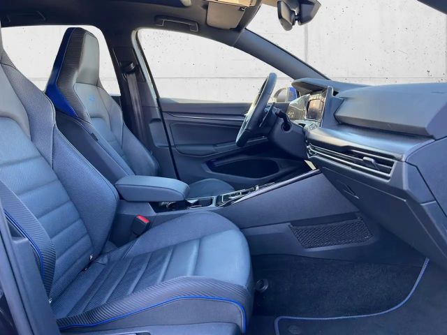 Volkswagen Golf 2.0 TSI Golf VIII