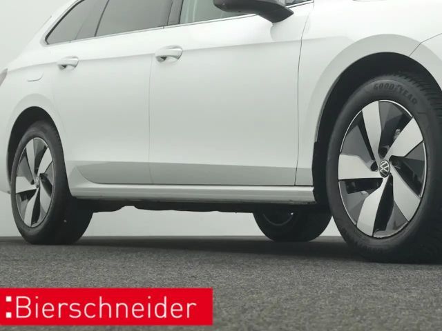 Volkswagen Passat 1.5 TSI DSG Variant