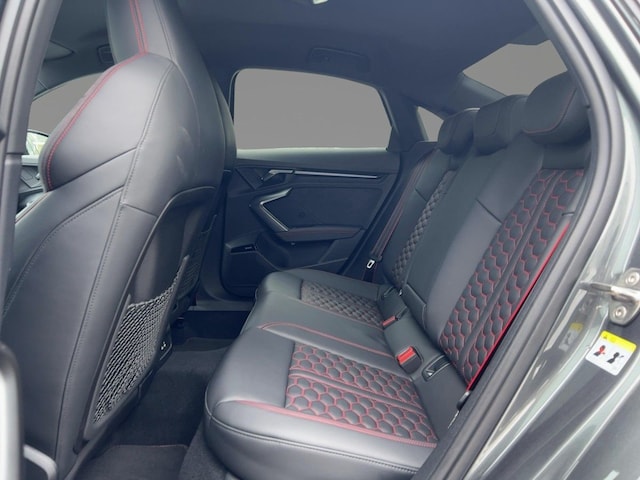 Audi RS3 Quattro S-Tronic Sedan