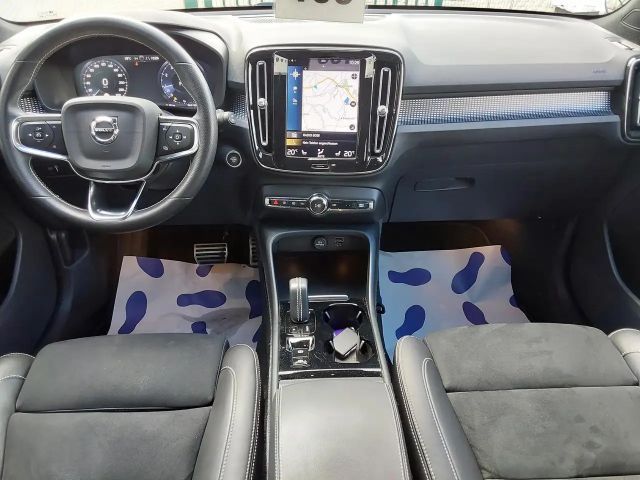 Volvo XC40 R-Design T3