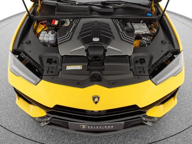 Lamborghini Urus Performante