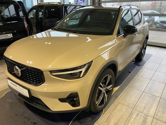 Volvo XC40 Dark Plus