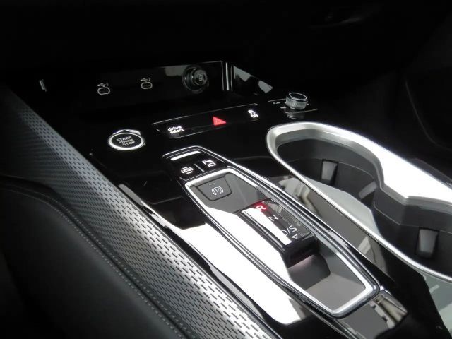 Audi A6 S-Line S-Tronic Sedan