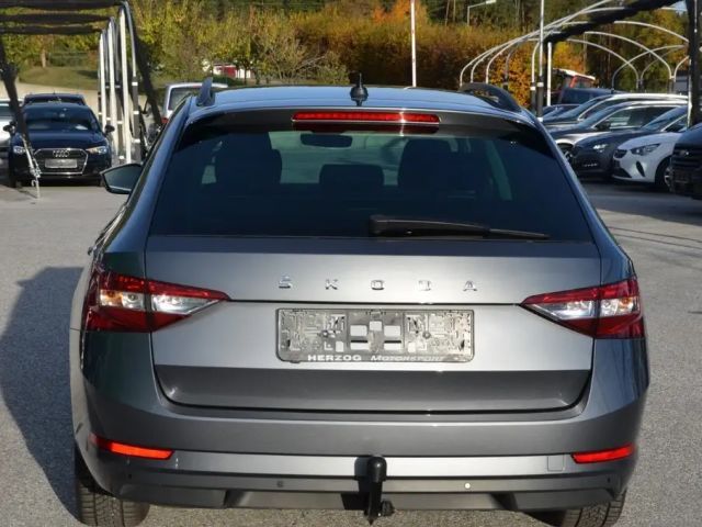 Skoda Superb Superb Kombi 2,0 TDI DSG LED VIRTUAL AHV 1.Besitz