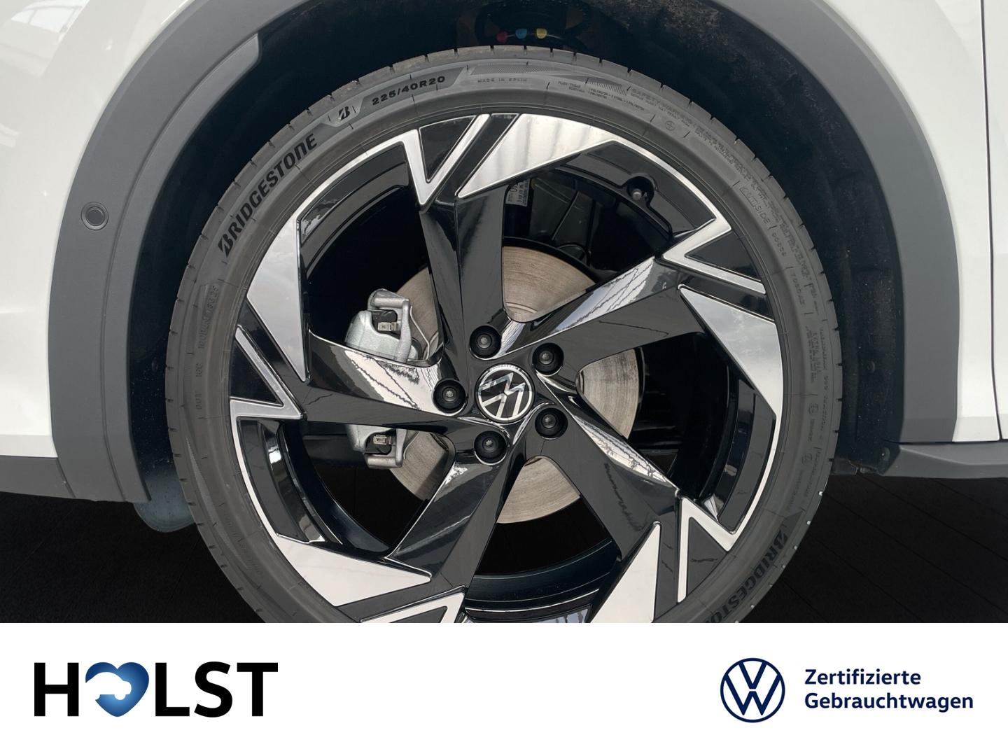 Volkswagen T-Roc 1.5 eTSI DSG IQ.Drive R-Line