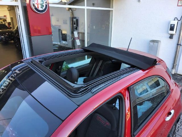 Fiat 500X Dolcevita RED