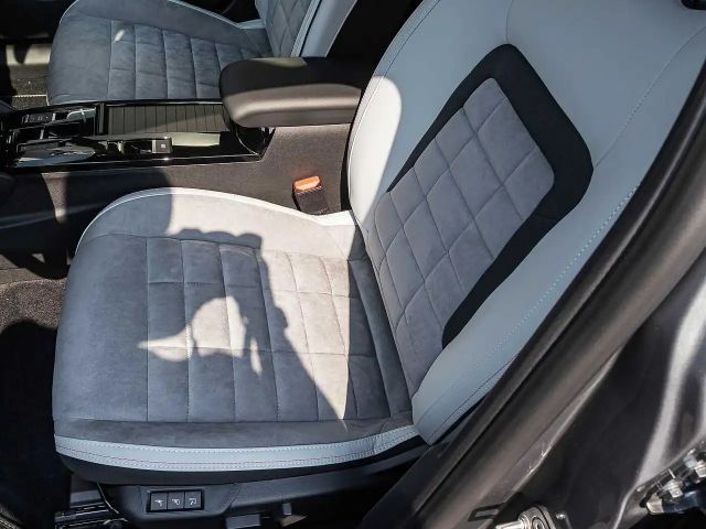 Citroën C4 Hybrid Max