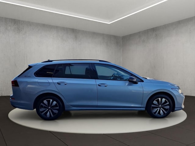 Volkswagen Golf Life Variant