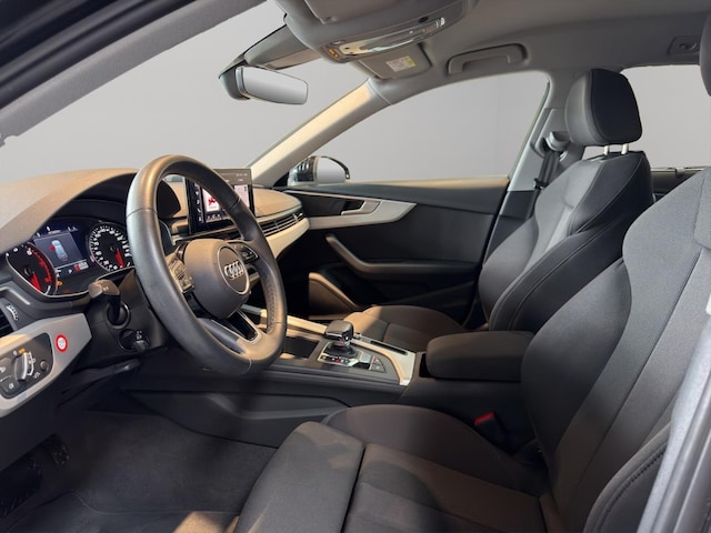 Audi A4 35 TFSI Avant S-Tronic