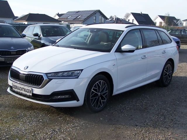 Skoda Octavia 2.0 TDI Clever Combi