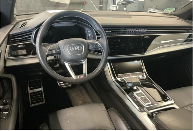 Audi Q8 55 TFSI Hybride Quattro