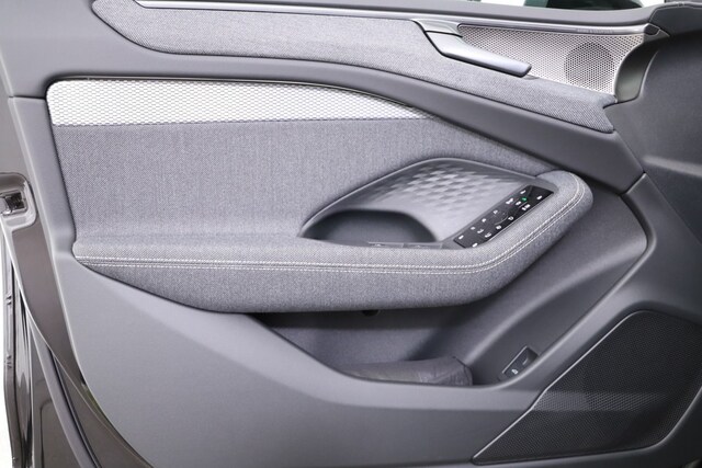 Audi A6 Avant Quattro S-Tronic