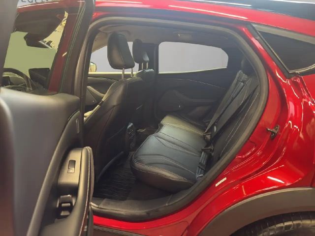 Ford Mustang Mach-E Basis