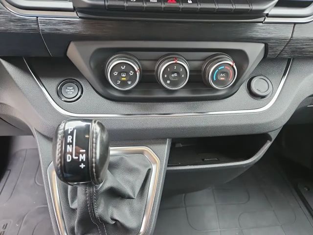 Nissan Primastar L2H1 Tekna