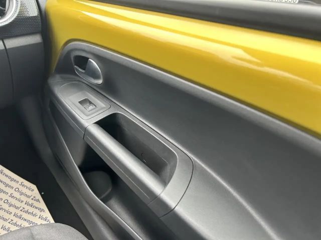 Volkswagen up! ''X-tra'' (Maps & More Dock, Rückfahrkamera/4-türi