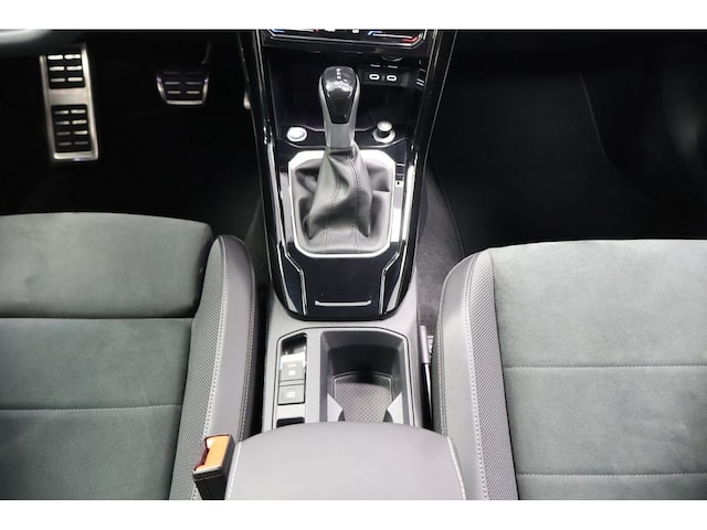 Volkswagen T-Roc 1.5 TSI DSG R-Line