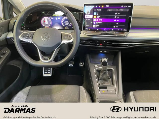 Volkswagen Golf 1.5 TSI Variant