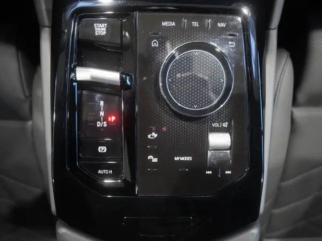 BMW 520 520i M-Sport Sedan