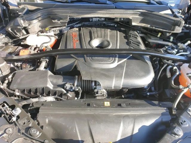 Alfa Romeo Stelvio Q4 Veloce