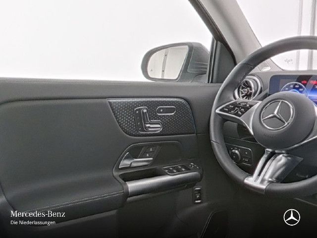 Mercedes-Benz EQA 300 4MATIC