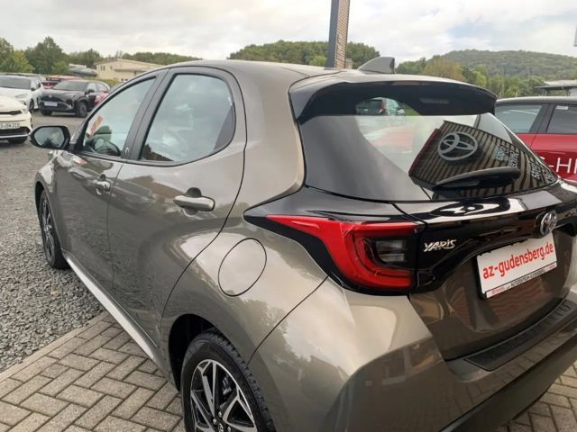 Toyota Yaris Hatchback Team D