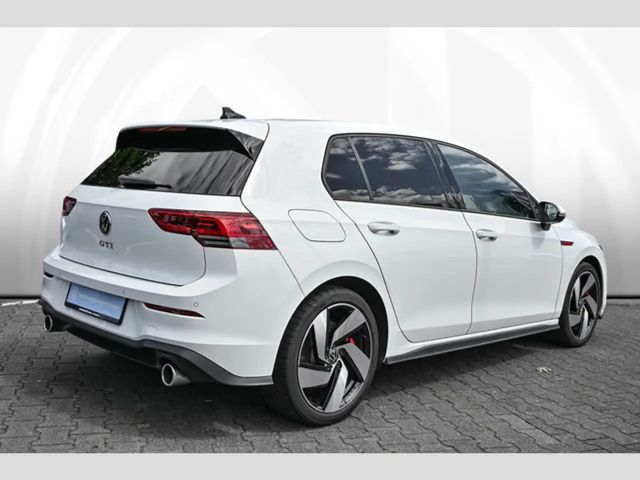 Volkswagen Golf 2.0 TSI DSG GTI