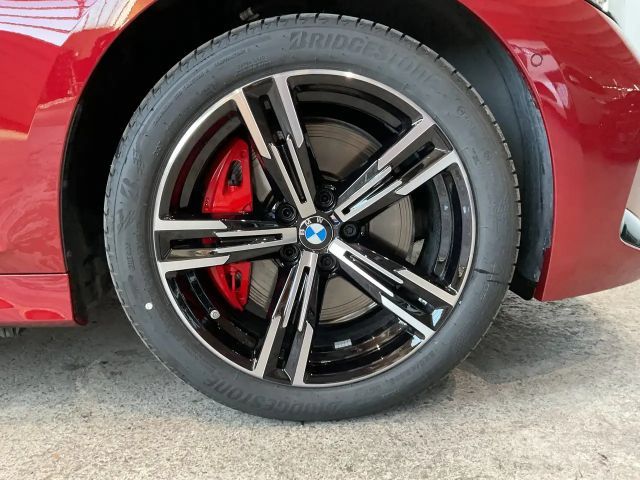 BMW 330 330e M-Sport xDrive