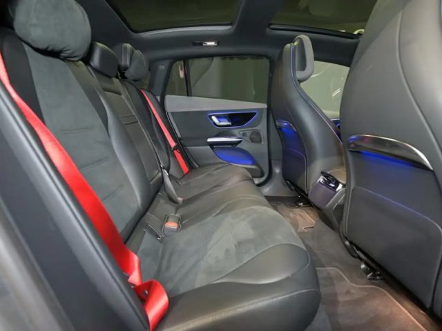 Mercedes-Benz EQE 300 AMG Line Sedan